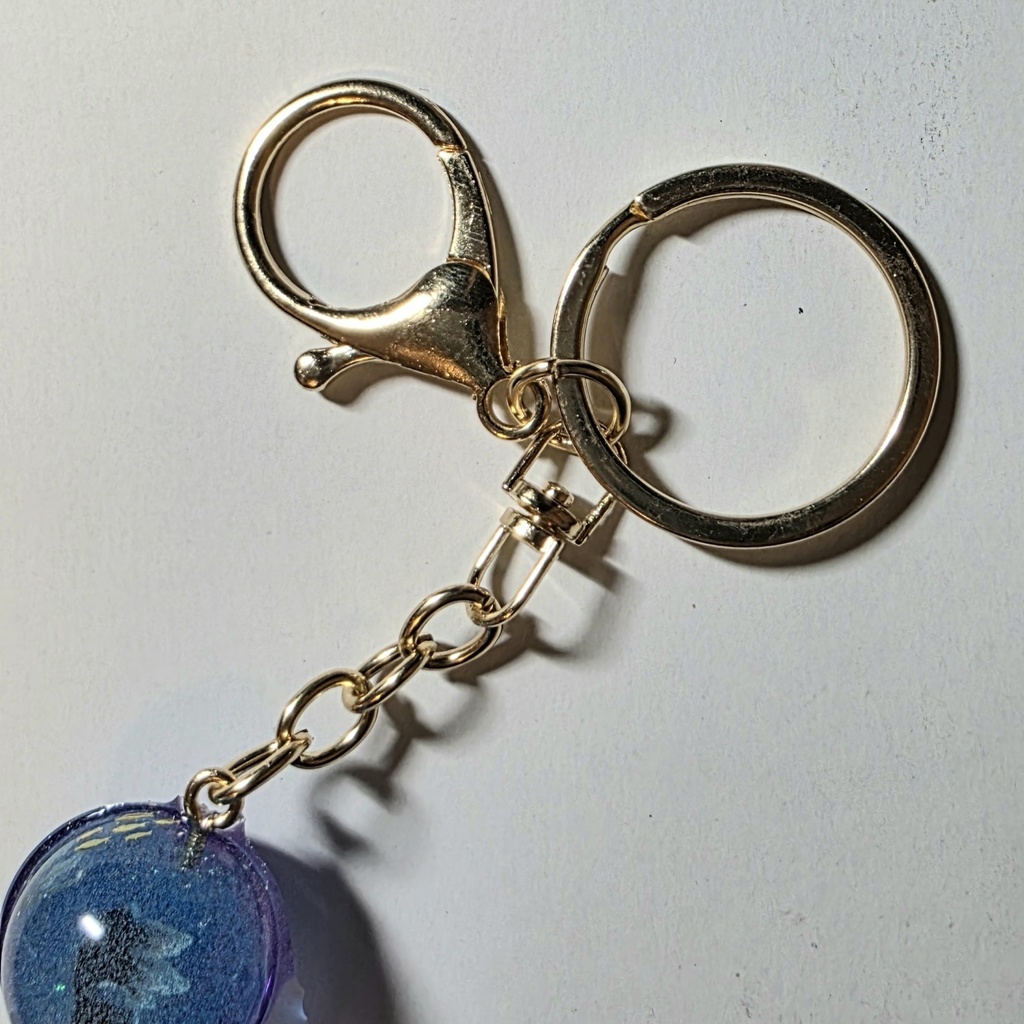 お魚、金魚の丸いレジンコロコロキーホルダー