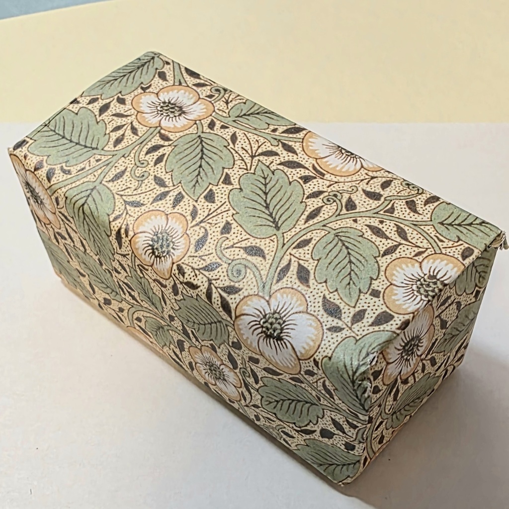 デザインペーパーの箱 2種類