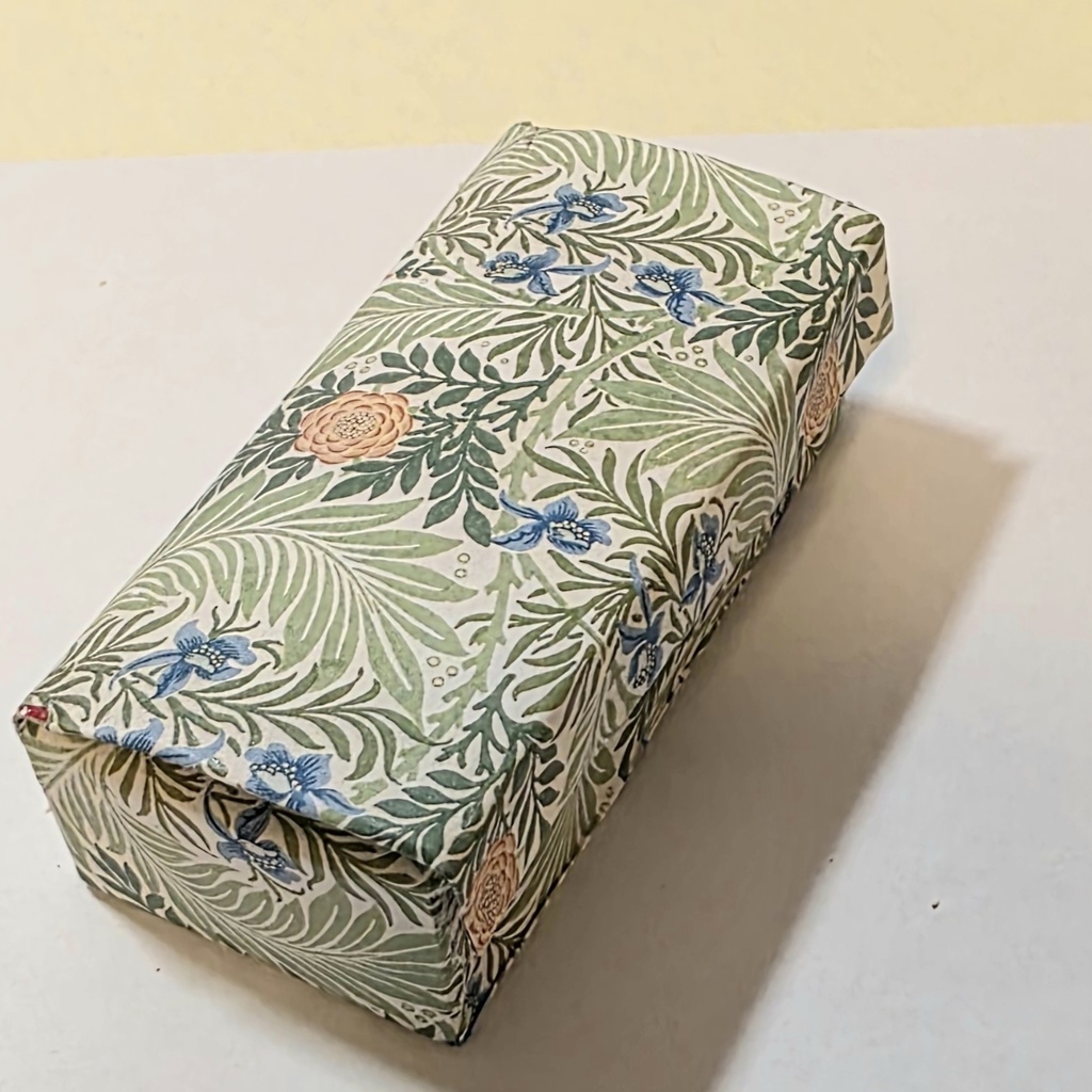 デザインペーパーの箱 2種類