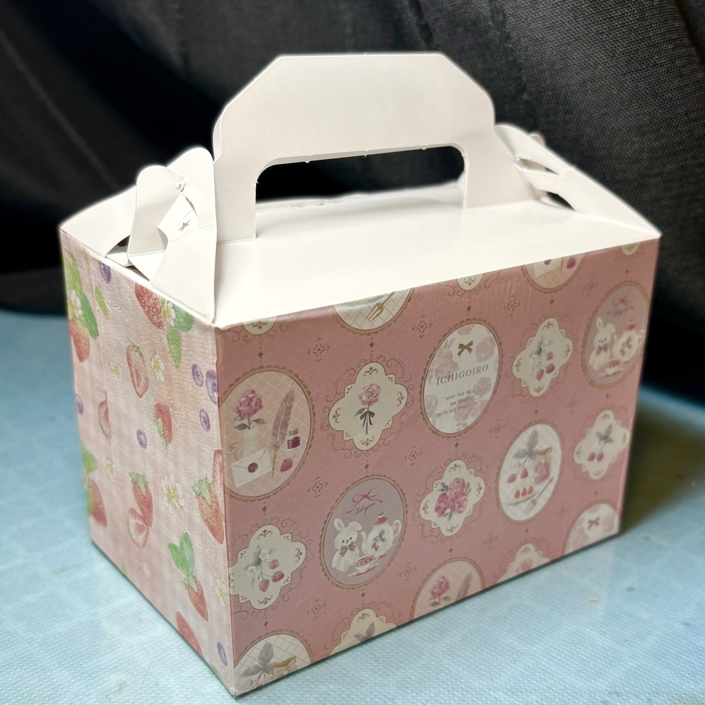 レジン色々な形のパフェ盛り