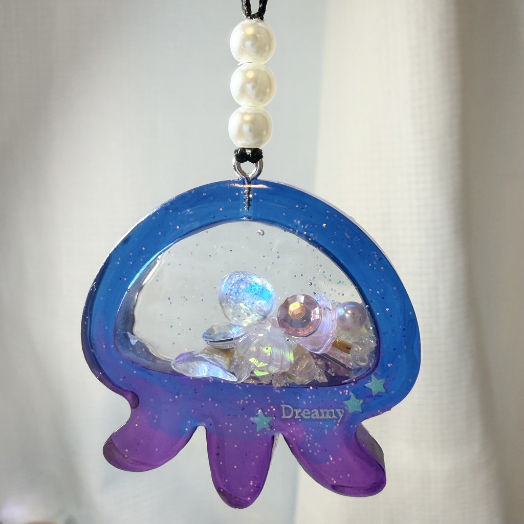 クラゲのシャカシャカストラップ青