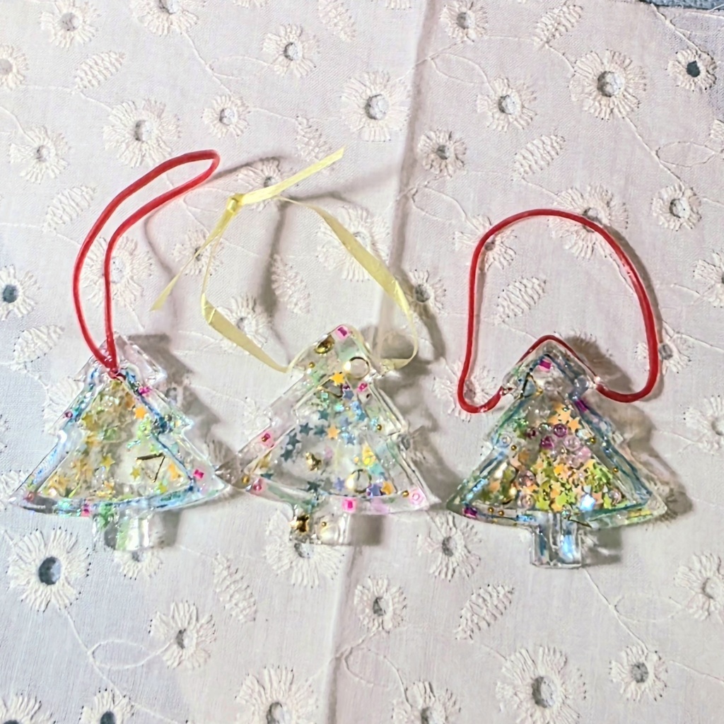 (レジン)3つのクリスマスツリー飾り
