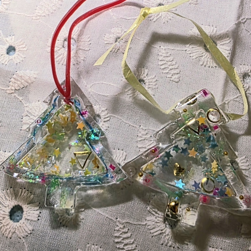 (レジン)3つのクリスマスツリー飾り