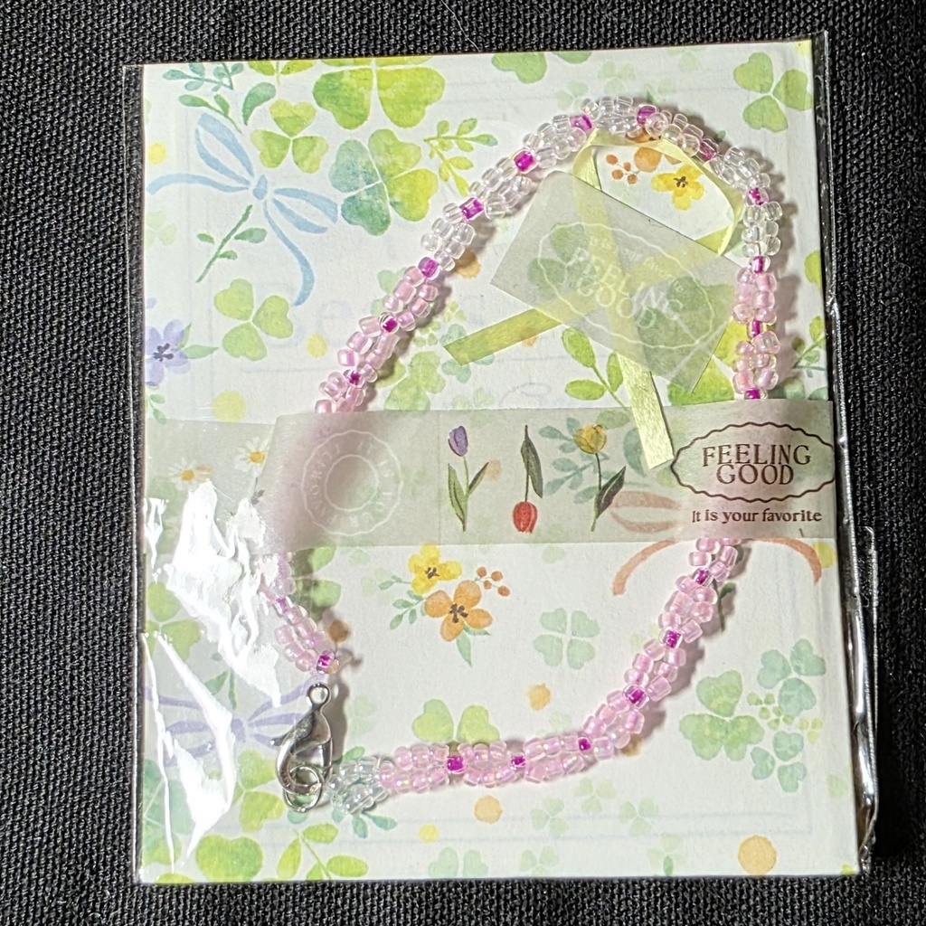 ビーズのブレスレット