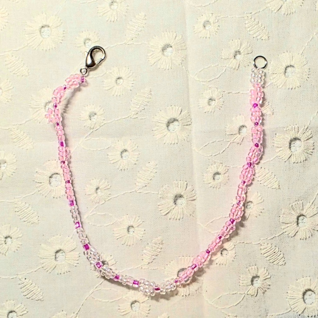 ビーズのブレスレット