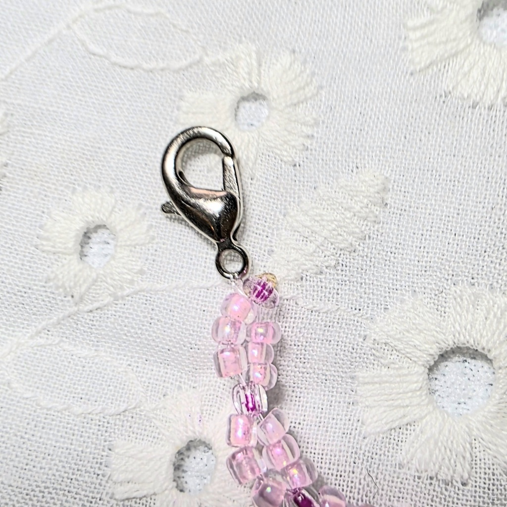 ビーズのブレスレット