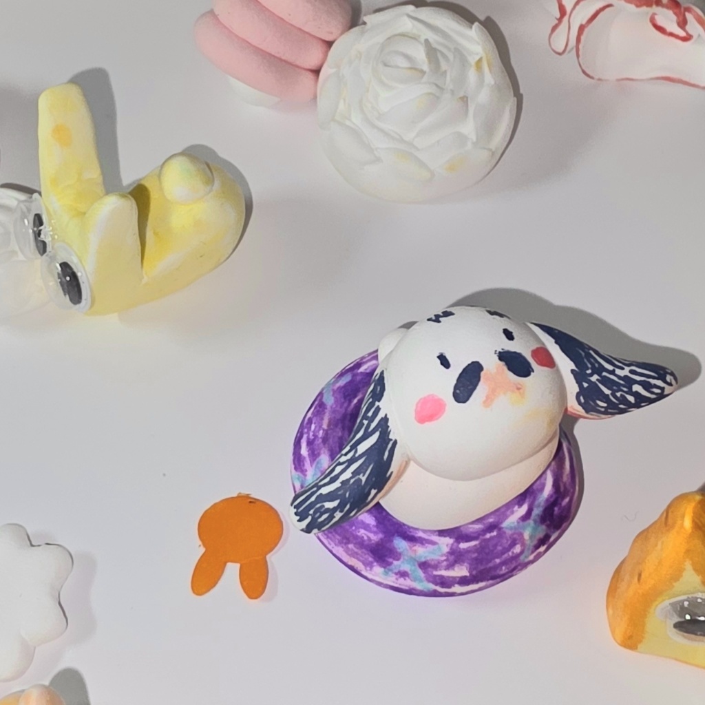 紙粘土のうさぎさん達