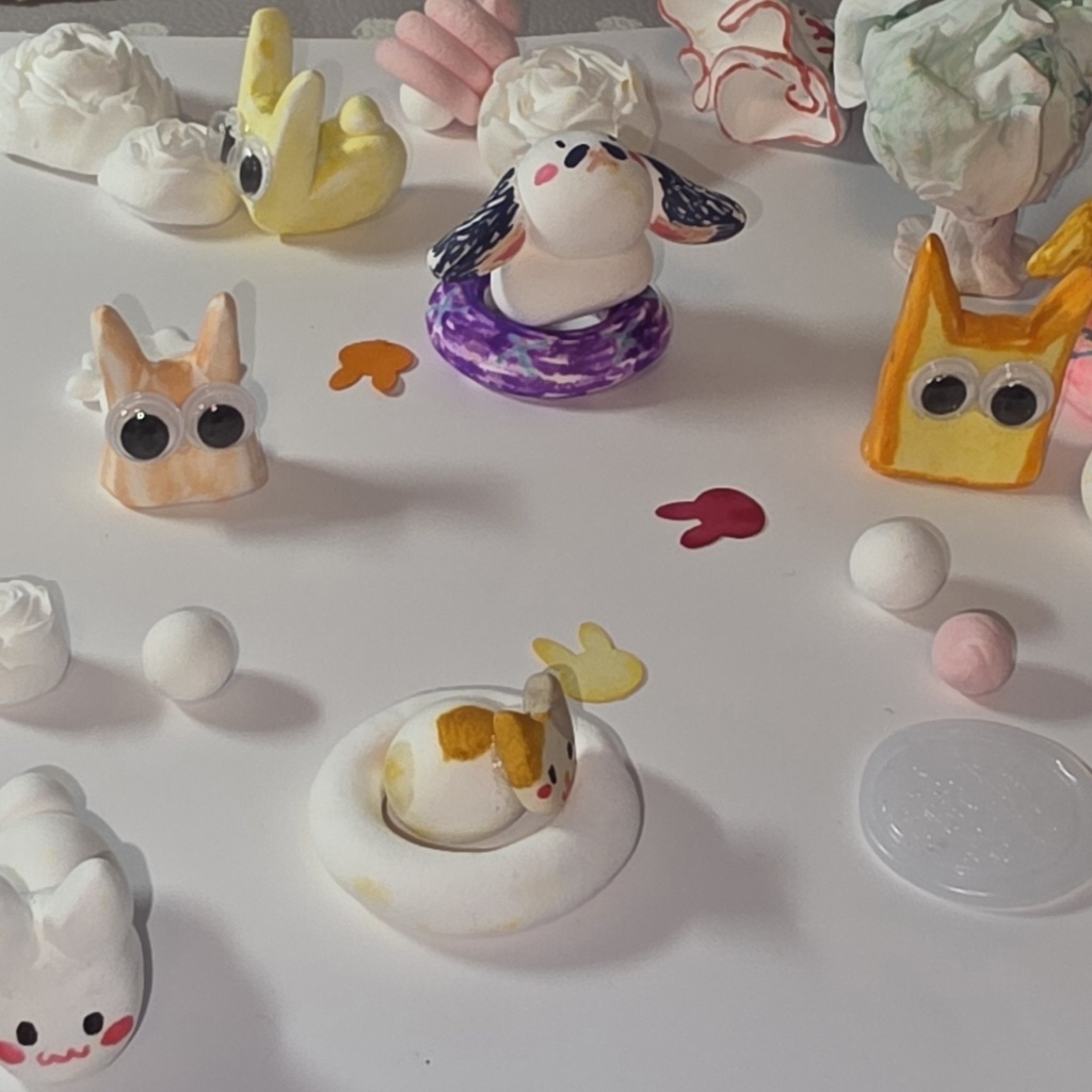 紙粘土のうさぎさん達