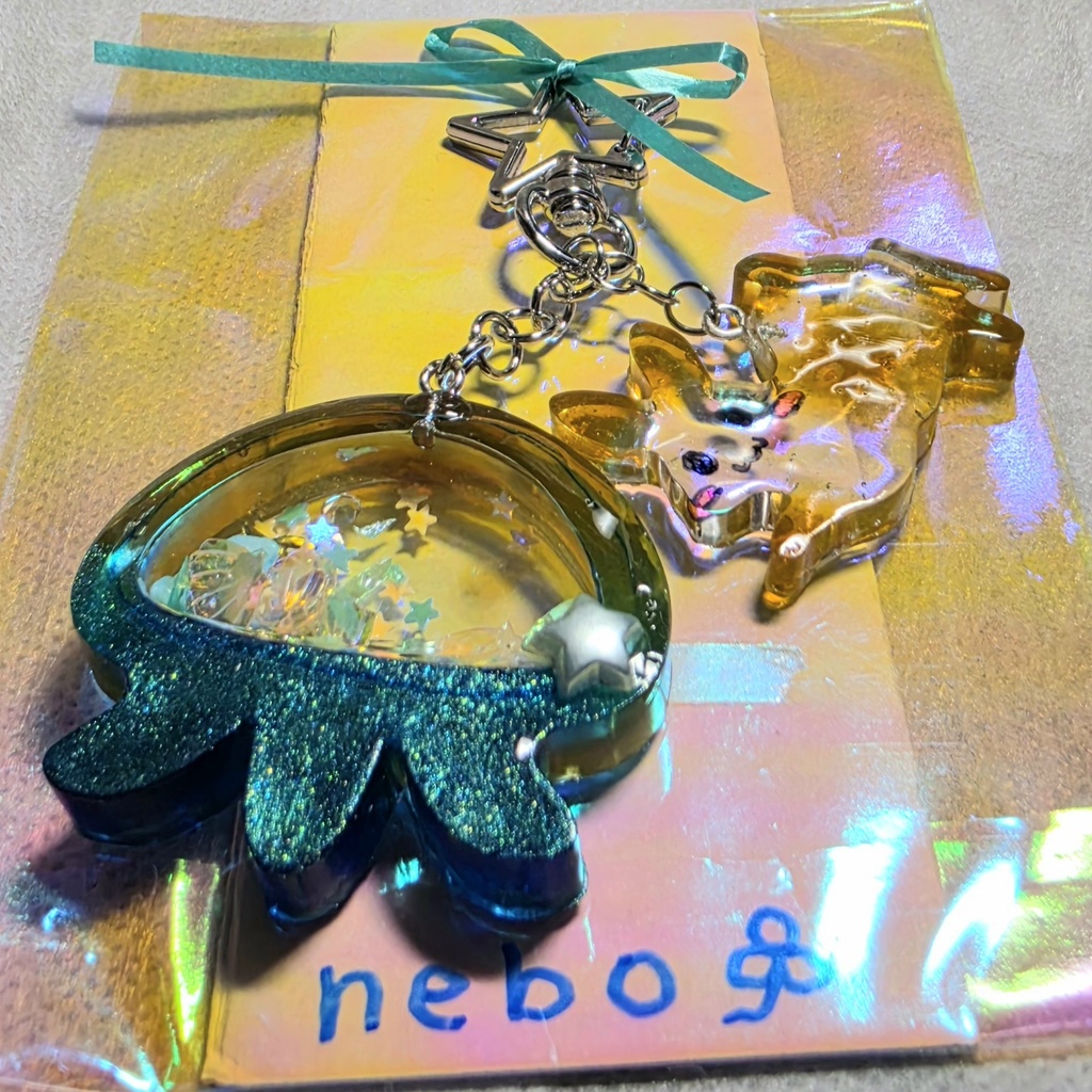 お星さまのカラビナキーホルダー(シルバー)クラゲとうさぎ