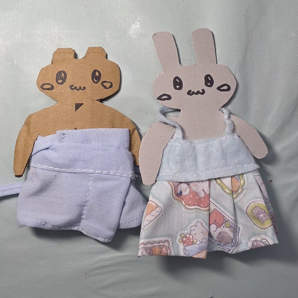 フェルト生地のうさぎのお人形さん