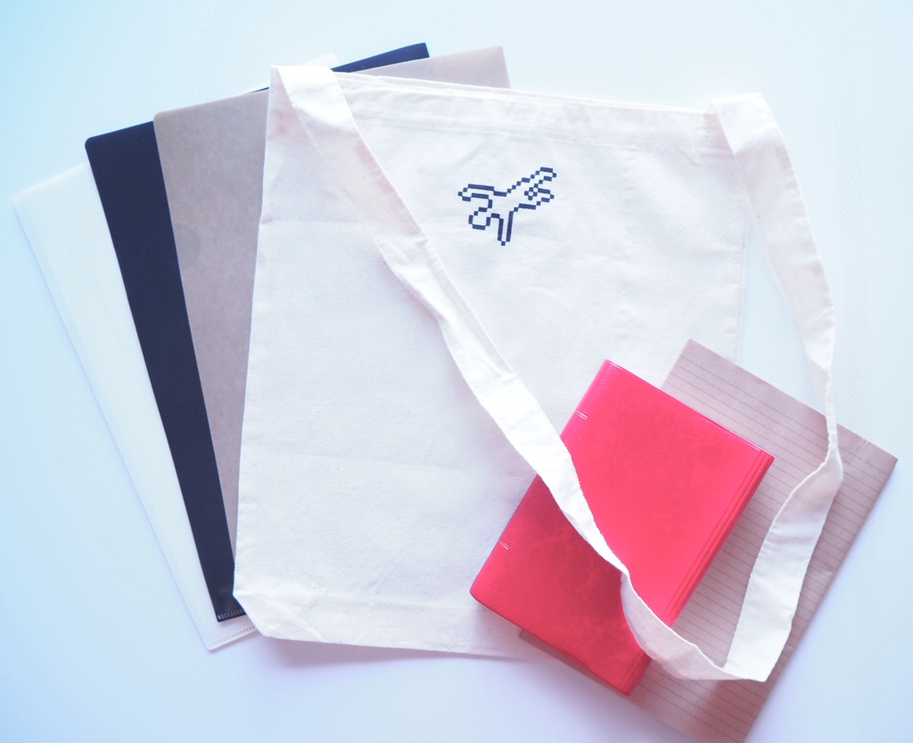 事件現場コットンショルダーバッグ