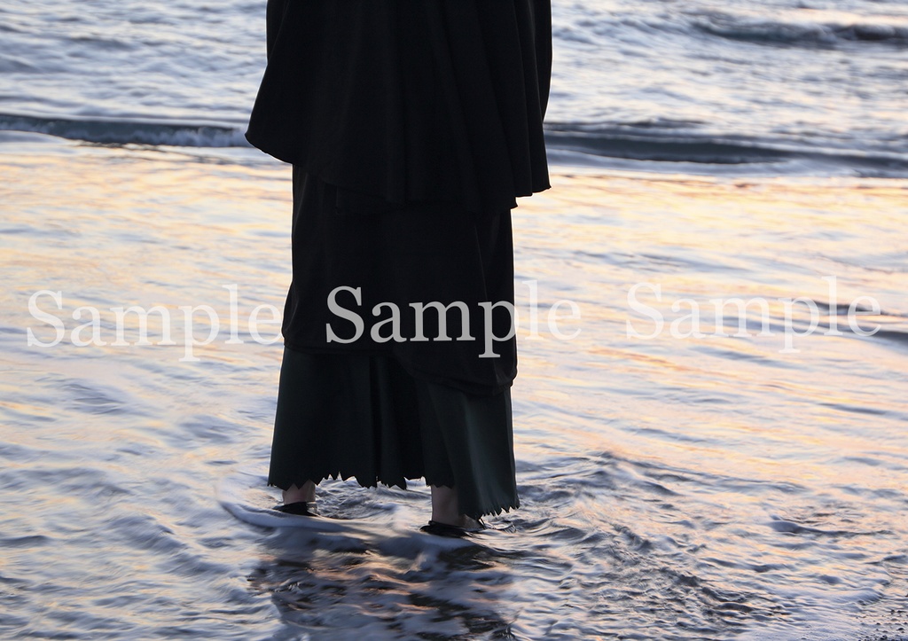 【頒布終了】岡田以蔵コスプレ写真集「花金鳳花」