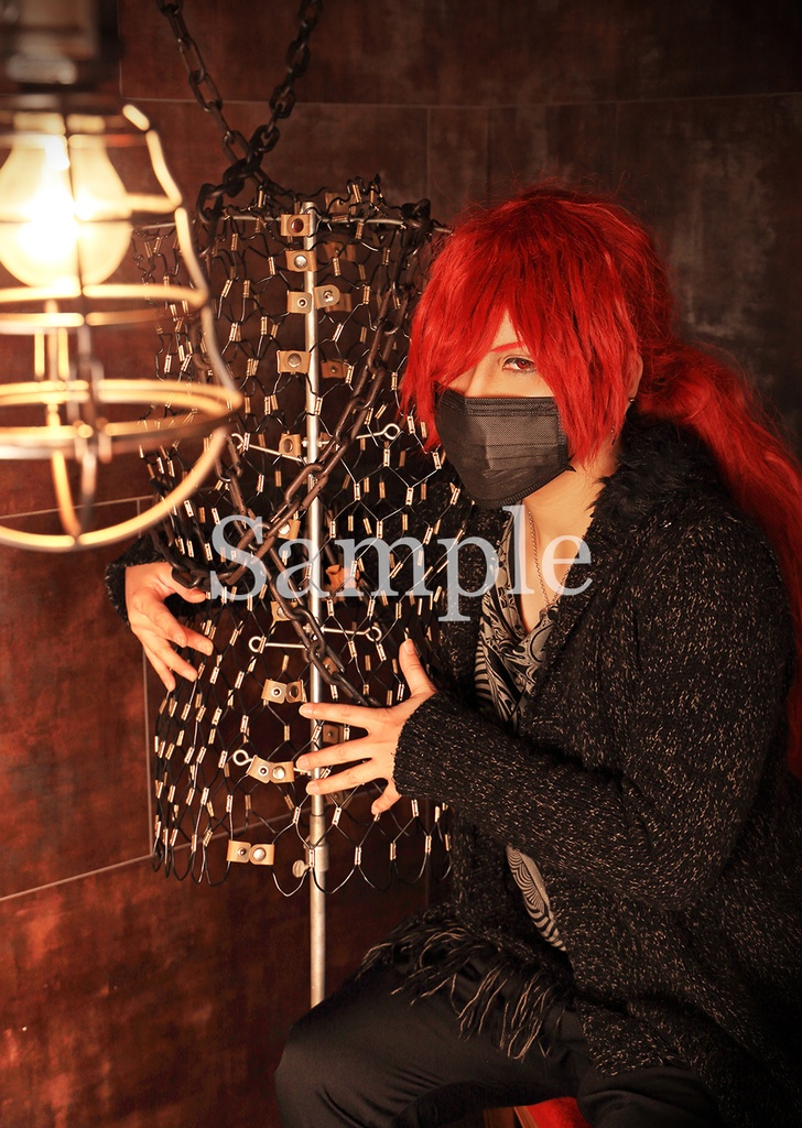 【頒布終了】岡田以蔵 コスプレ写真集「RESIST」