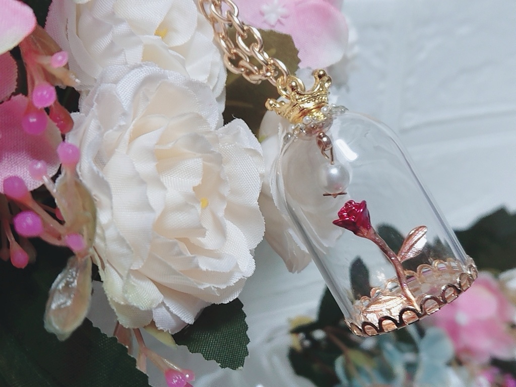 バラのガラスドームチャーム Devilxmilk Booth