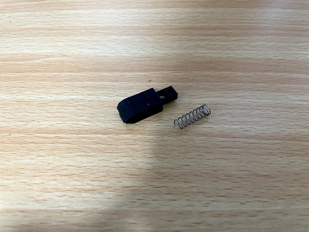 S&T AR-57用 カスタムマガジンキャッチ