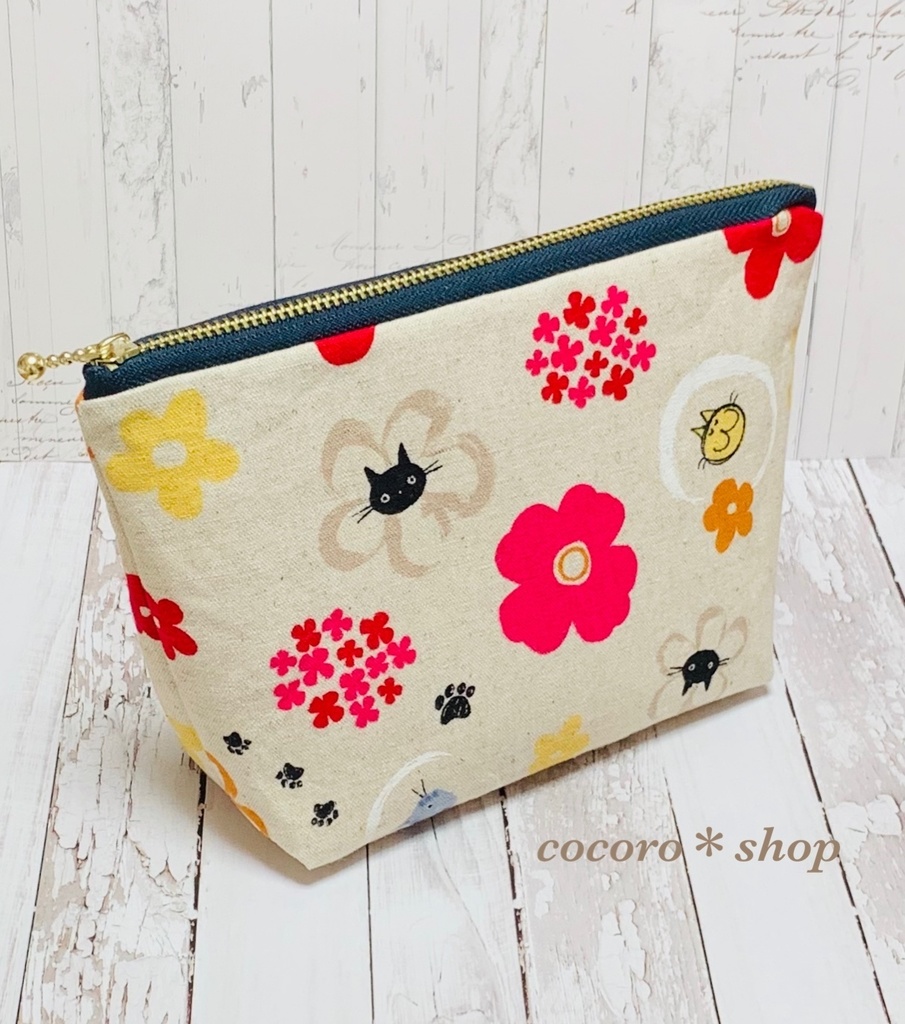 メイクポーチ ねこ 赤 No 8 Cocoro Shop Booth