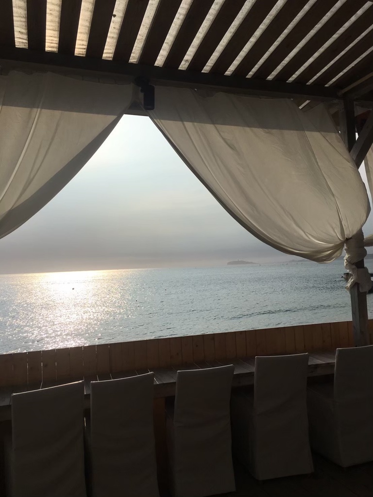 海の家から見る海4
