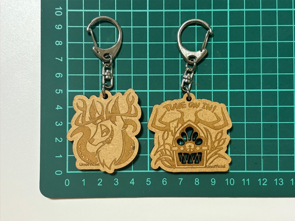 HAZBIN 木製キーホルダー