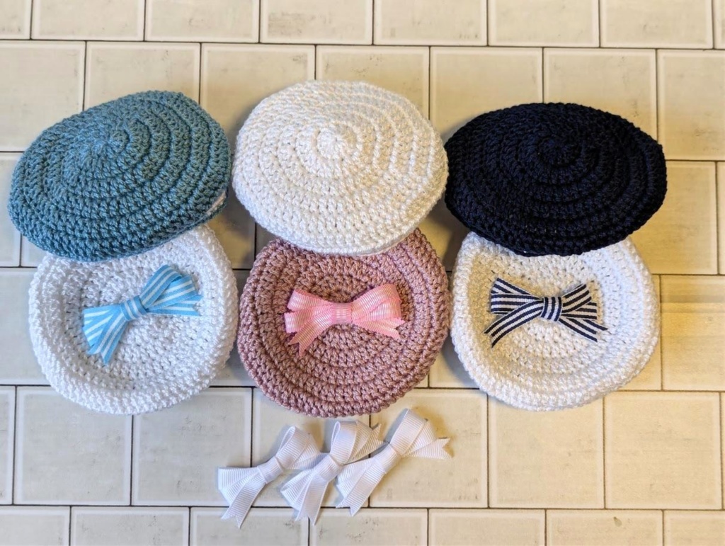 リボンブローチ付セーラーベレー