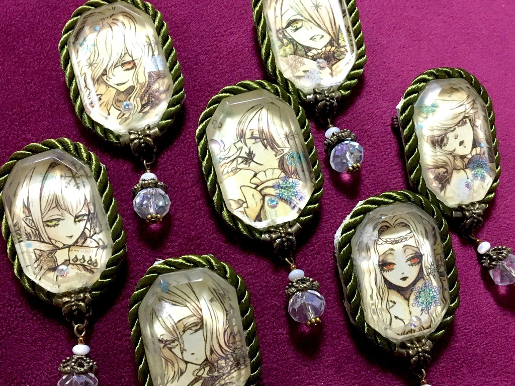 「雪割の花」コラボブローチ