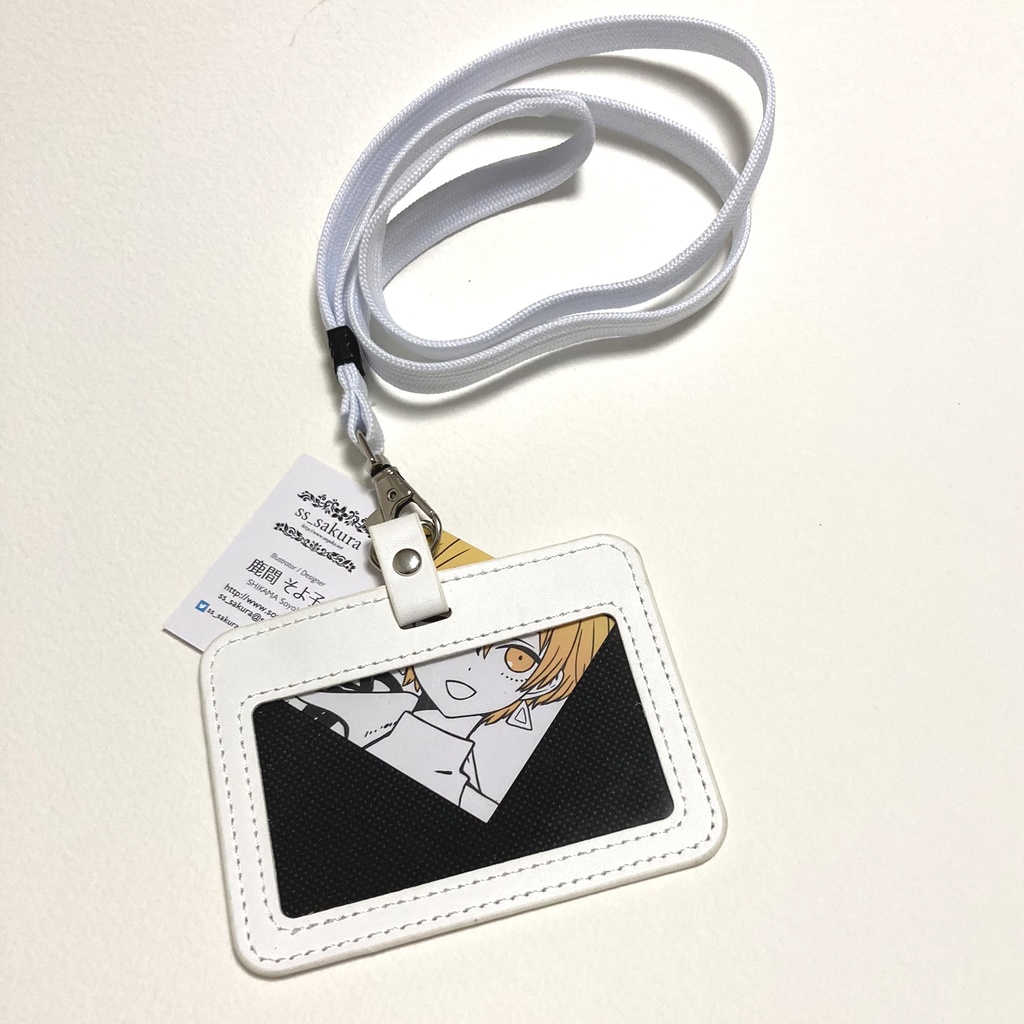 ゲスラブパスケース