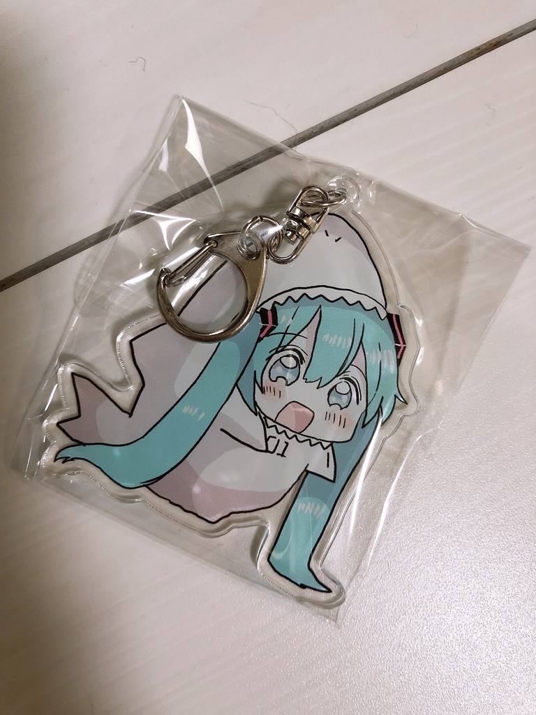 サメちゃんアクキー 