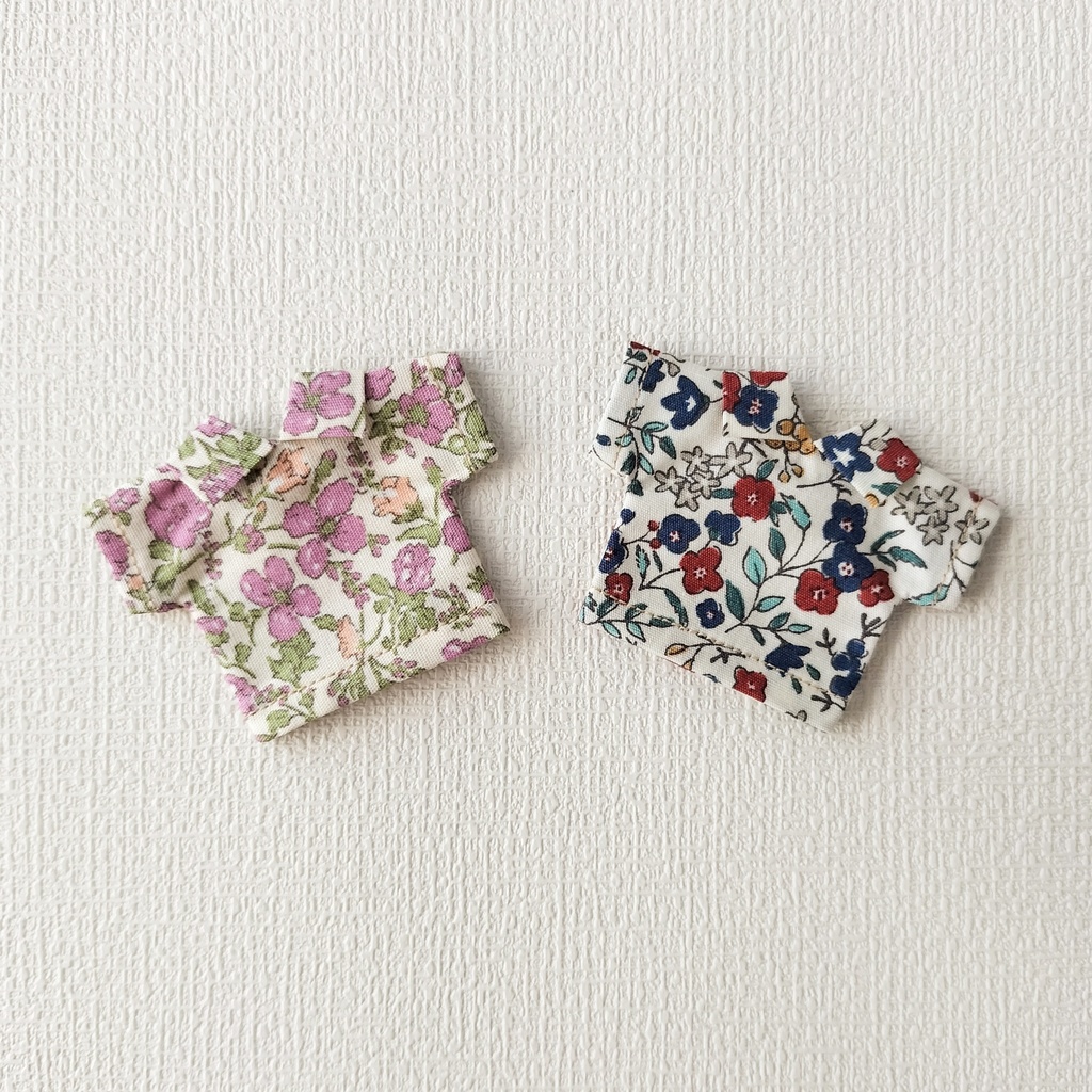 お花柄シャツ
