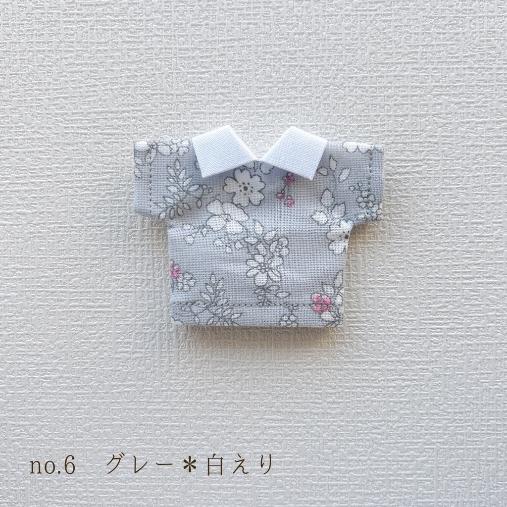 ニュアンスカラーなお花柄シャツ