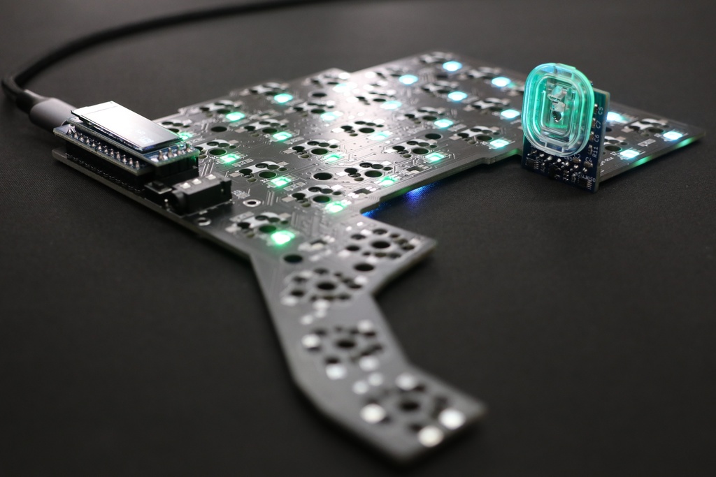 (旧モデルにつき生産終了)自作キーボード mtk64e 完成品