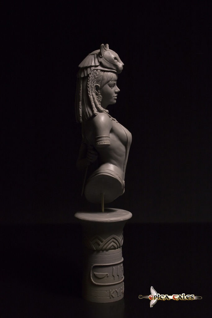 1:10 カヤテン KYAATEN BUST