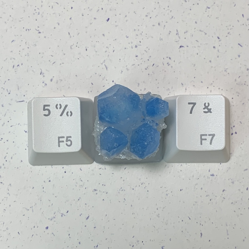 青水晶のキーキャップ a