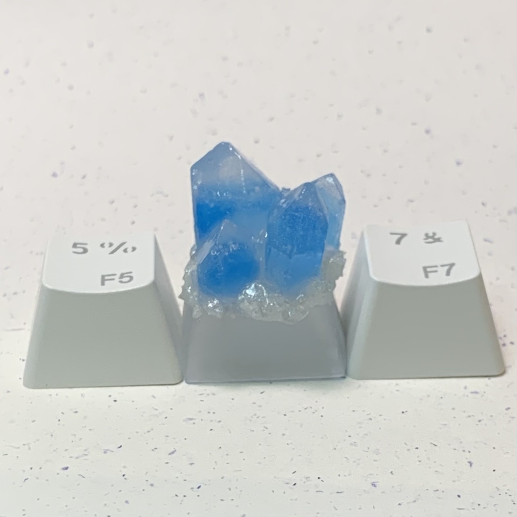 青水晶のキーキャップ a