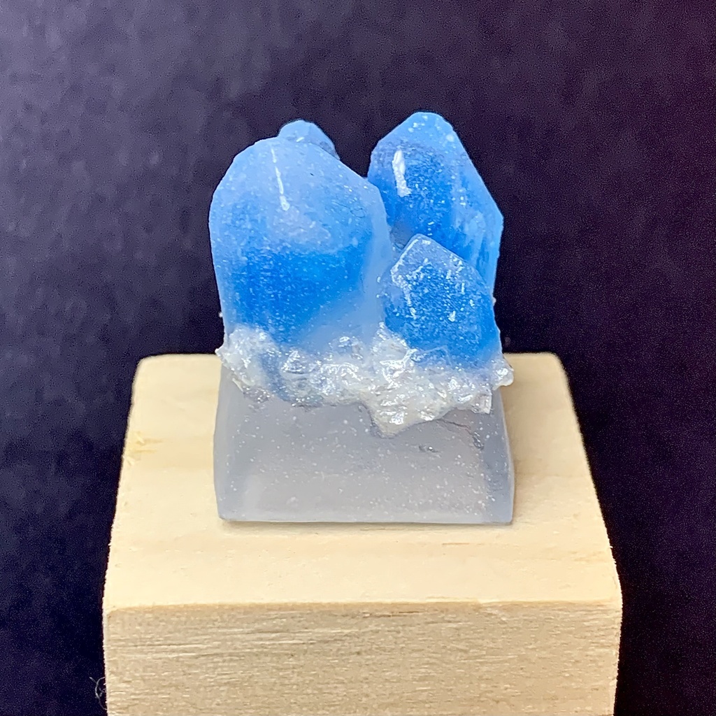 青水晶のキーキャップ a