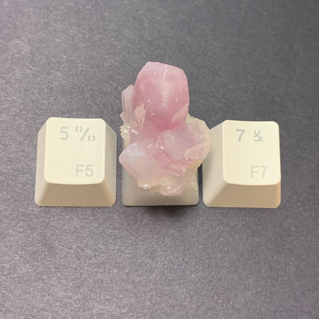 ピンククォーツのキーキャップ a