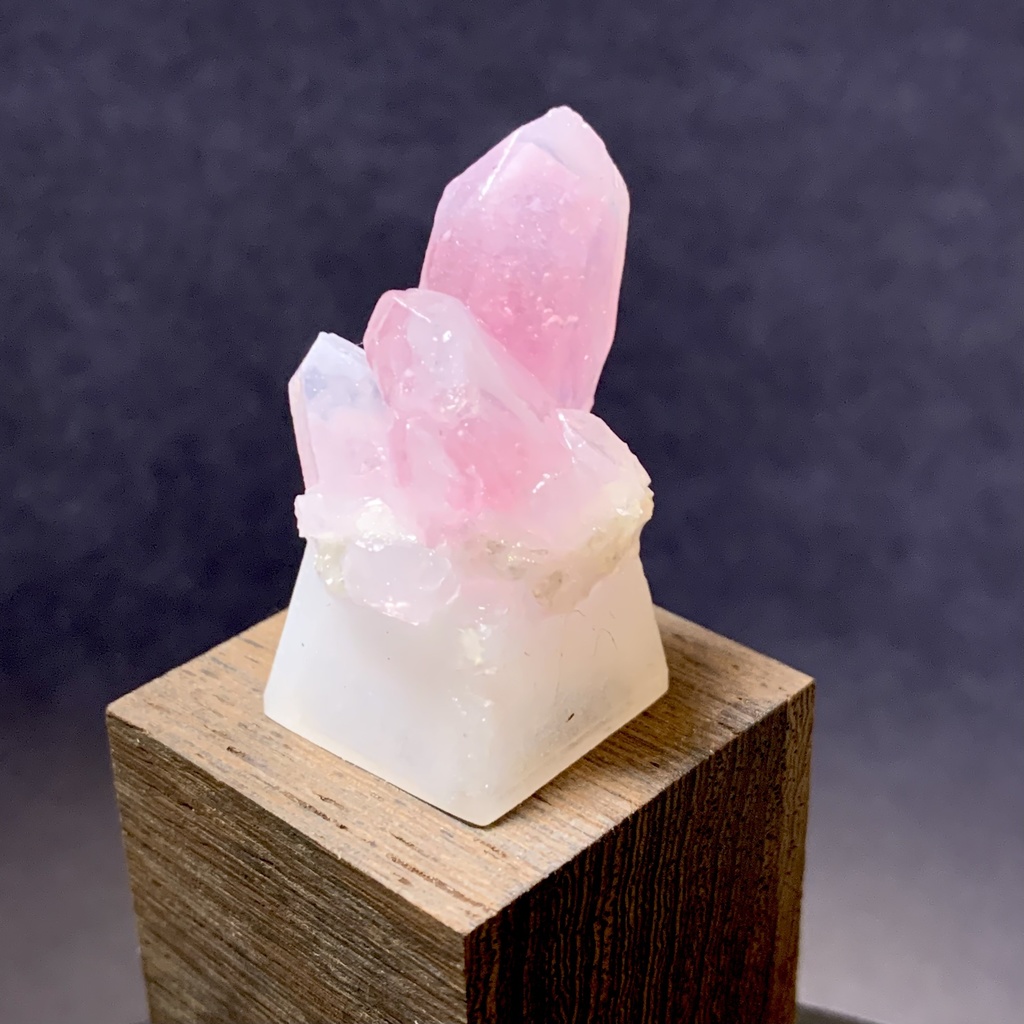 ピンククォーツのキーキャップ a