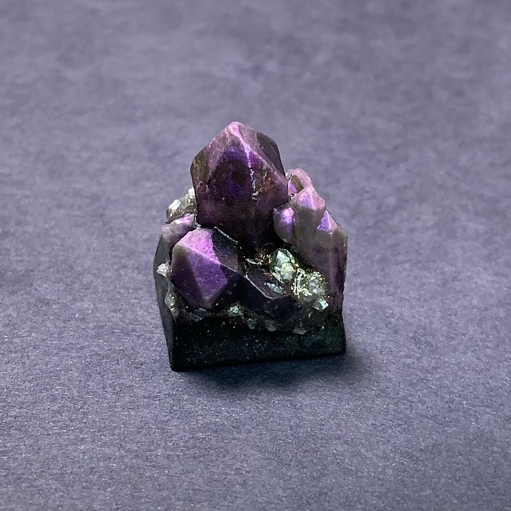 紫水晶のキーキャップ c