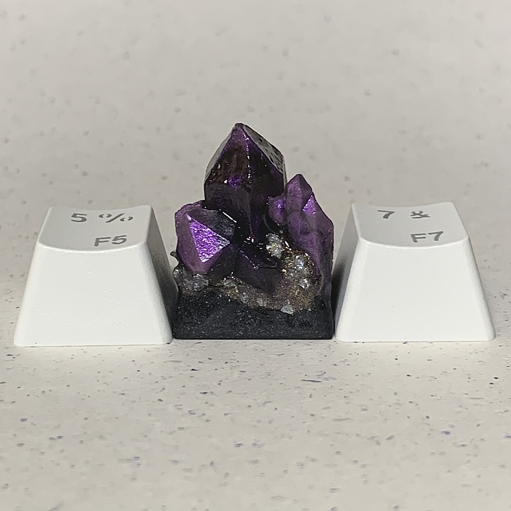 紫水晶のキーキャップ c