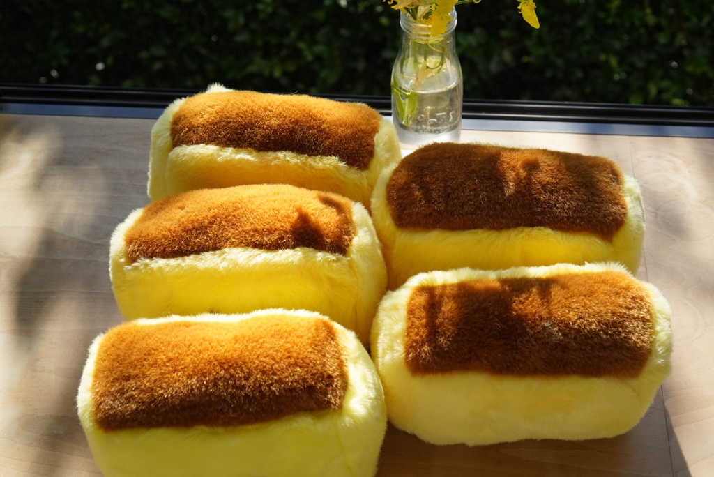 カステラのぬいぐるみ