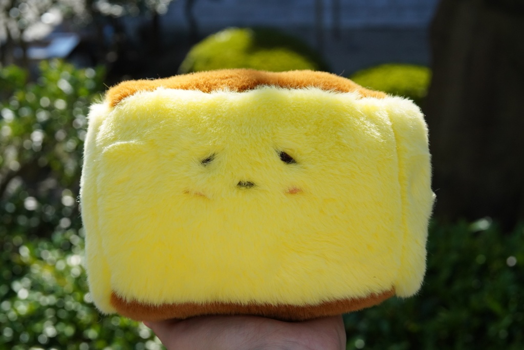 カステラのぬいぐるみ