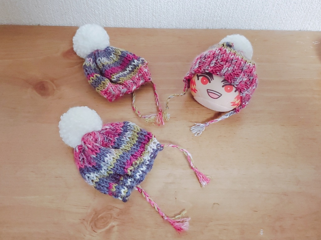 ポンポンニット帽 ③ (赤紫·グレー·抹茶など）