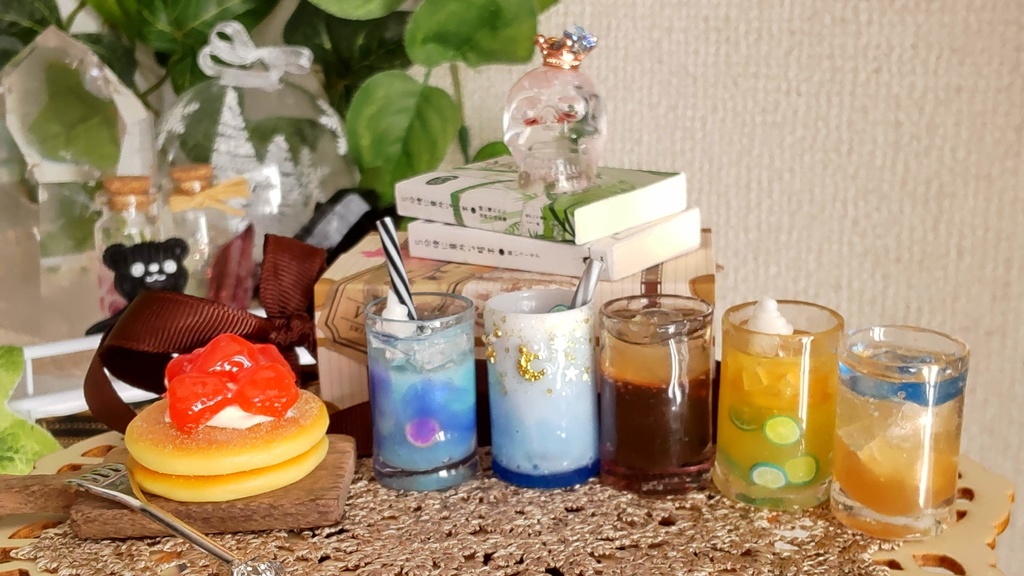 【お値段改定🪄】1/3ドールサイズ★ミニチュアドリンク(4種類)🍹カラフルで爽やかな、涼しげなドリンクはいかがですか✨