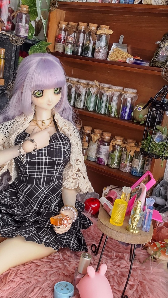 ドールサイズ*コスメ風3点セット①★5種類/あなたのドールさんには、何色がお似合いですか✨