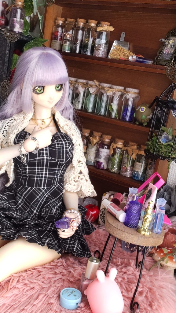 ドールサイズ*コスメ風3点セット①★5種類/あなたのドールさんには、何色がお似合いですか✨