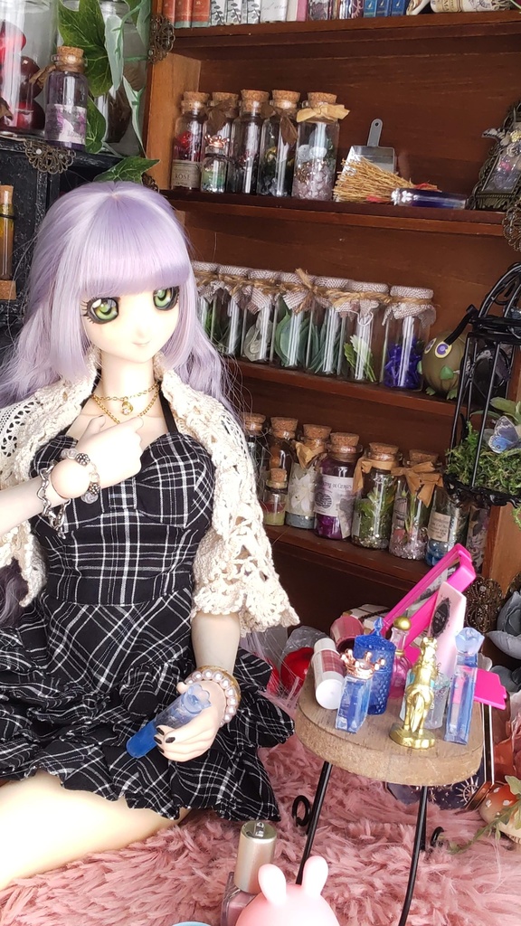 ドールサイズ*コスメ風3点セット①★5種類/あなたのドールさんには、何色がお似合いですか✨