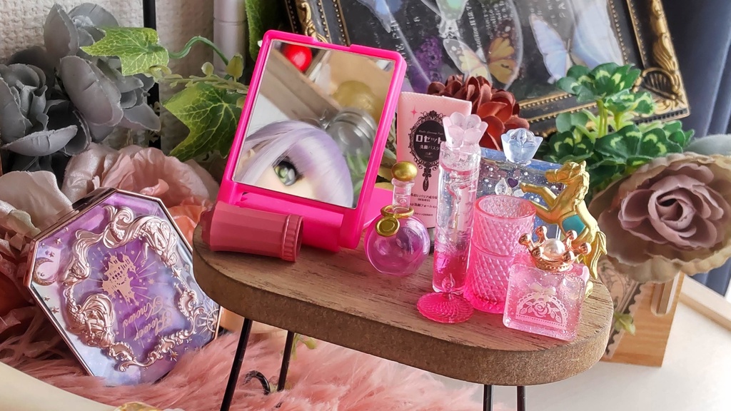 ドールサイズ*コスメ風3点セット①★5種類/あなたのドールさんには、何色がお似合いですか✨