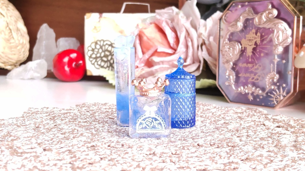 ドールサイズ*コスメ風3点セット①★5種類/あなたのドールさんには、何色がお似合いですか✨