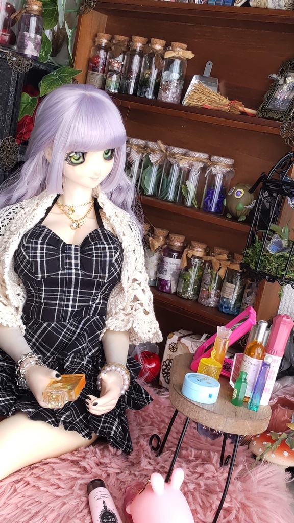 ドールサイズ*コスメ風3点セット②★5種類/あなたのドールさんには、何色がお似合いですか✨