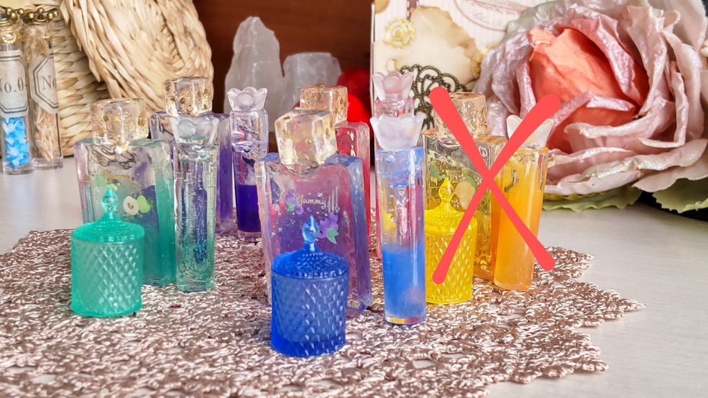 ドールサイズ*コスメ風3点セット②★5種類/あなたのドールさんには、何色がお似合いですか✨