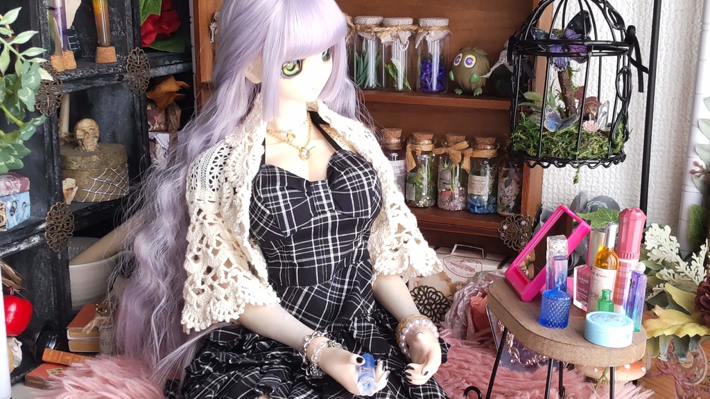 ドールサイズ*コスメ風3点セット②★5種類/あなたのドールさんには、何色がお似合いですか✨