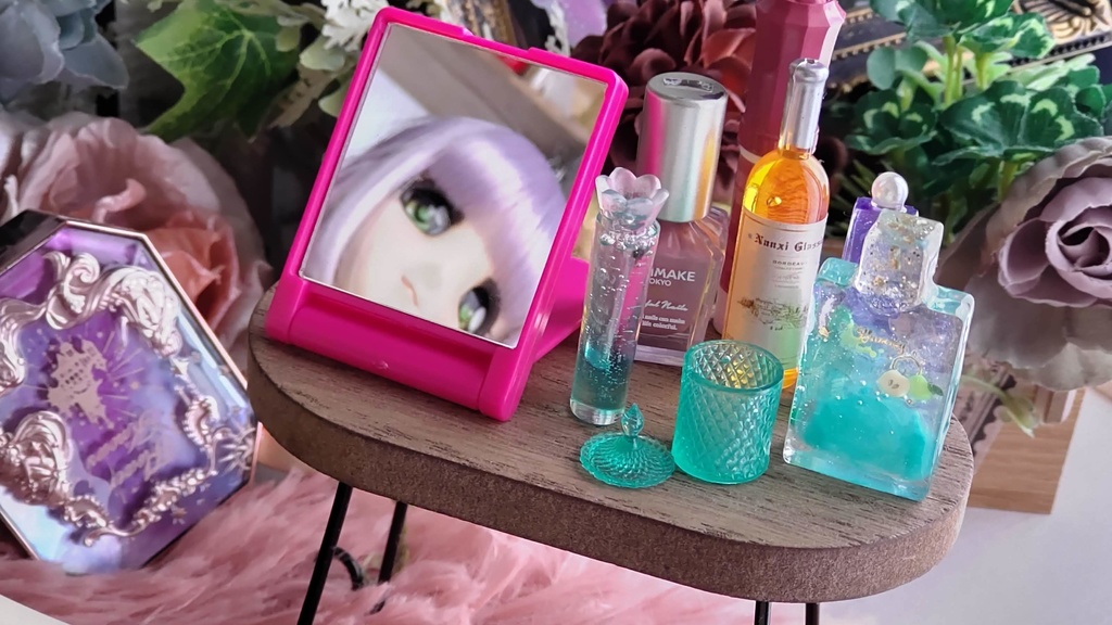 ドールサイズ*コスメ風3点セット②★5種類/あなたのドールさんには、何色がお似合いですか✨